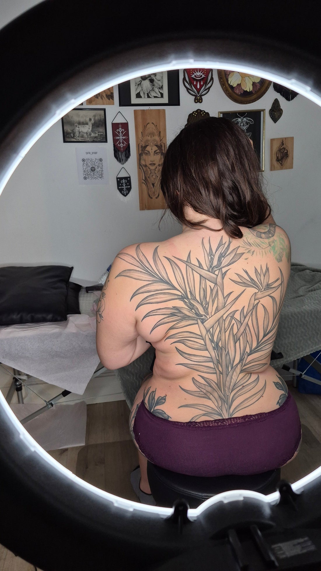 Je ne suis pas à l’aise avec mon corps, ça me stresse de me dénuder pour mon tattoo…